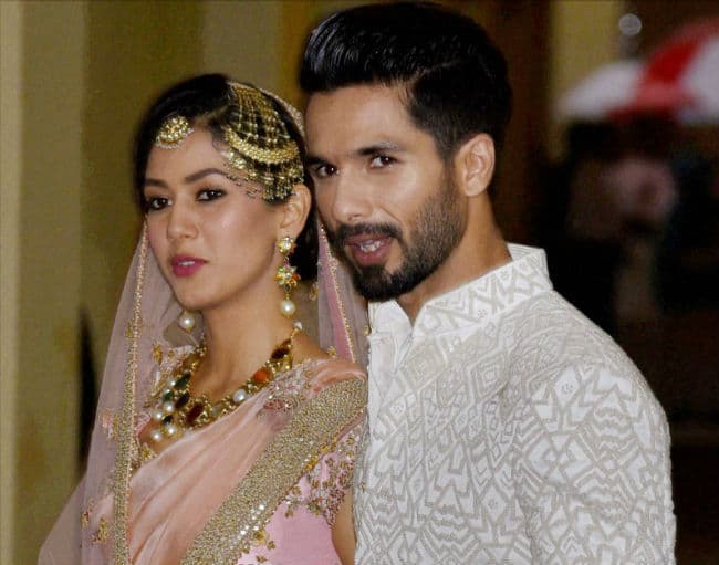 शाहिद कपूर ने नई नवेली पत्नी मीरा संग ली पहली सेल्फी, ''इंस्टाग्राम'' पर पोस्ट की तस्वीर