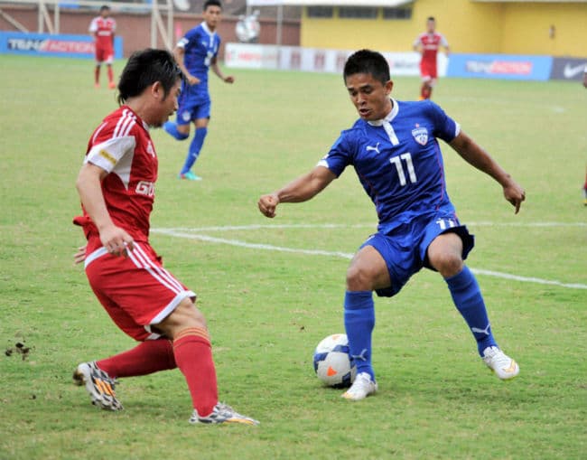ISL खिलाडियों की पहली नीलामी कल, छेत्री पर नजरें