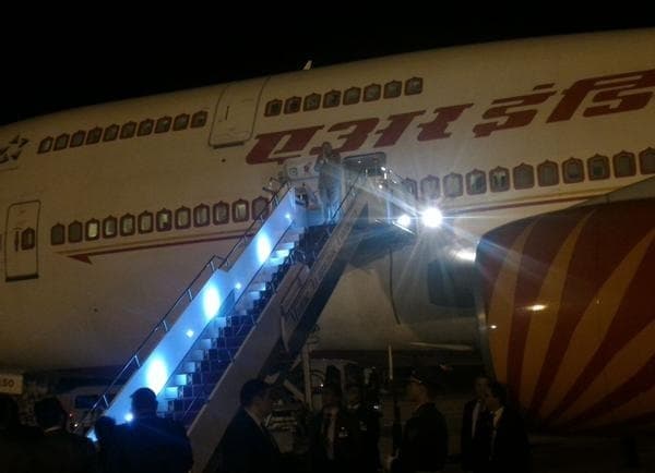 तुर्कमेनिस्तान का दौरा खत्म कर किर्गिस्तान पहुंचे प्रधानमंत्री