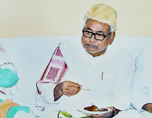 सोनिया गांधी की इफ्तार पार्टी में शामिल होंगे नीतीश, लालू रहेंगे नदारद