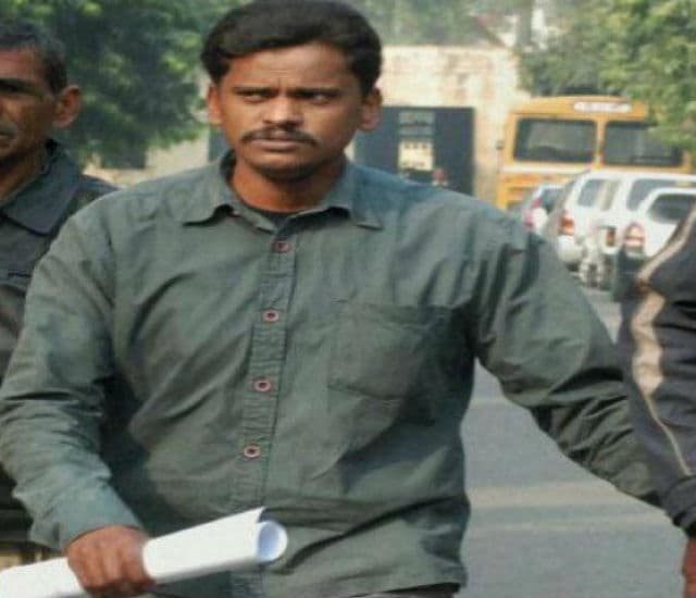 निठारी कांड: न्यायालय ने उप्र सरकार की याचिका पर सुरेन्द्र कोली से मांगा जवाब