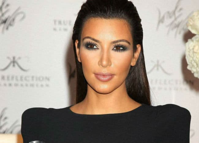 किम करदाशियां के फोटोशूट ने फिर मचाया तहलका