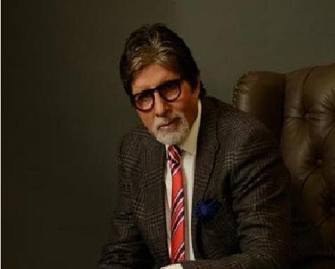 जानिये, अमिताभ बच्चन को कहां से मिली फ्रेंच कट दाढ़ी रखने की प्रेरणा