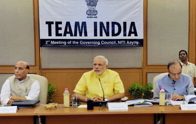 भूमि विधेयक पर गतिरोध से ग्रामीण विकास पर पड रहा असर : नरेंद्र मोदी