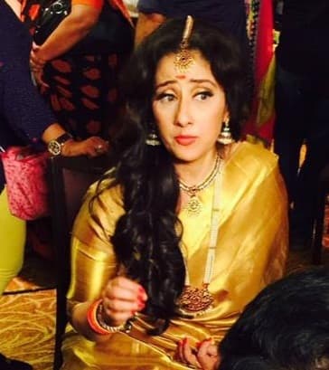 जानिये आखिर क्यों परेशान हैं मनीषा कोईराला, लोगों को कहा मेरा मैसेज ना खोलें