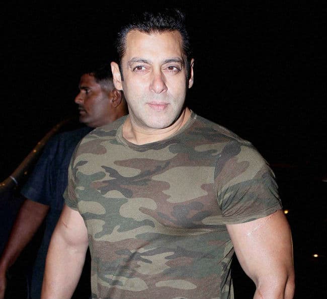 क्‍यों सलमान की मौजूदगी से दबाव महसूस कर रहे हैं निखिल आडवाणी?