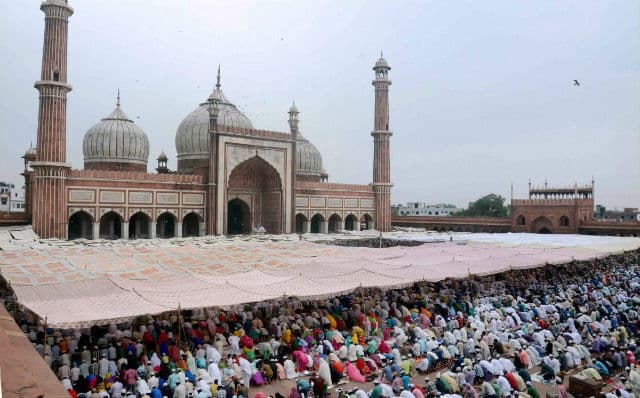 कल मनाया जाएगा ईद, राष्ट्रपति ने दी मुबारकवाद