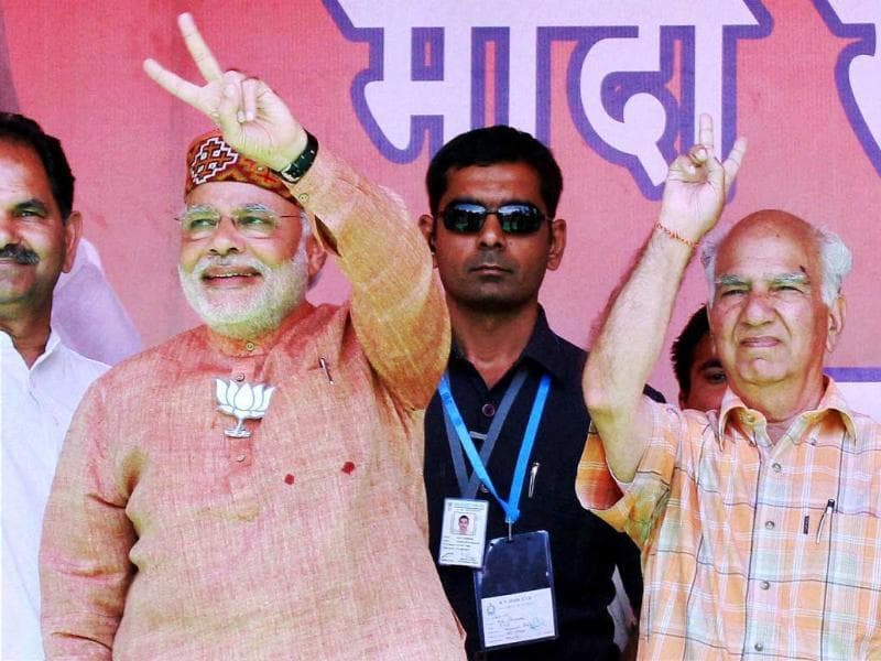 पत्र विवाद मामले में शांता कुमार से मिले जेपी नड्डा, कहा संयम से लें काम