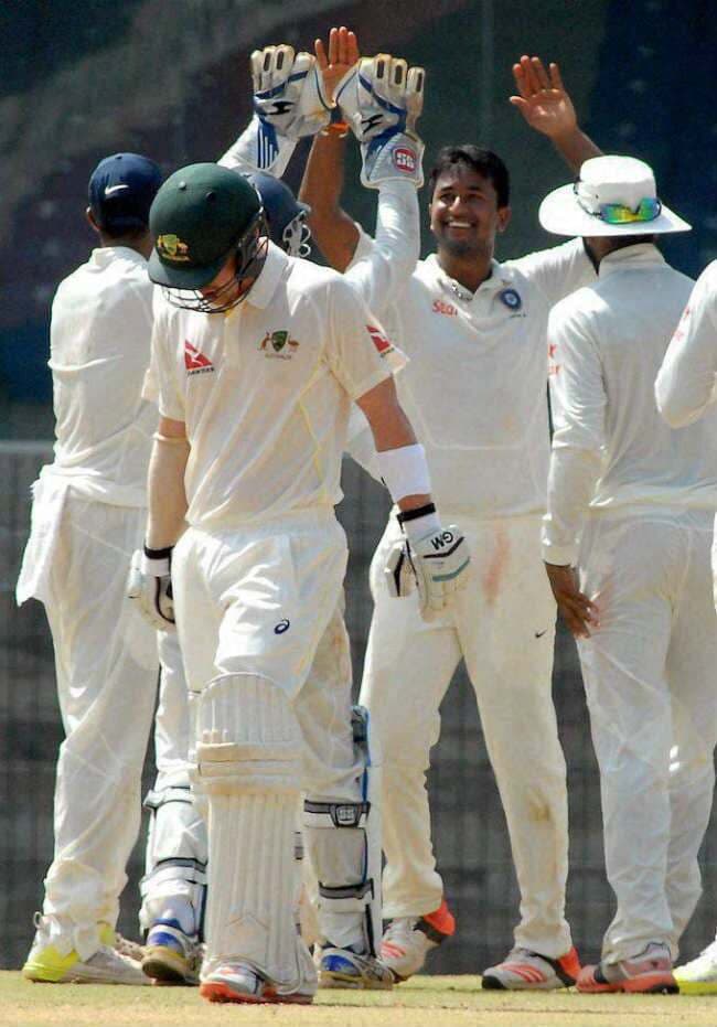 ओझा ने शीर्ष क्रम झकझोरा, ऑस्ट्रेलिया ने की वापसी