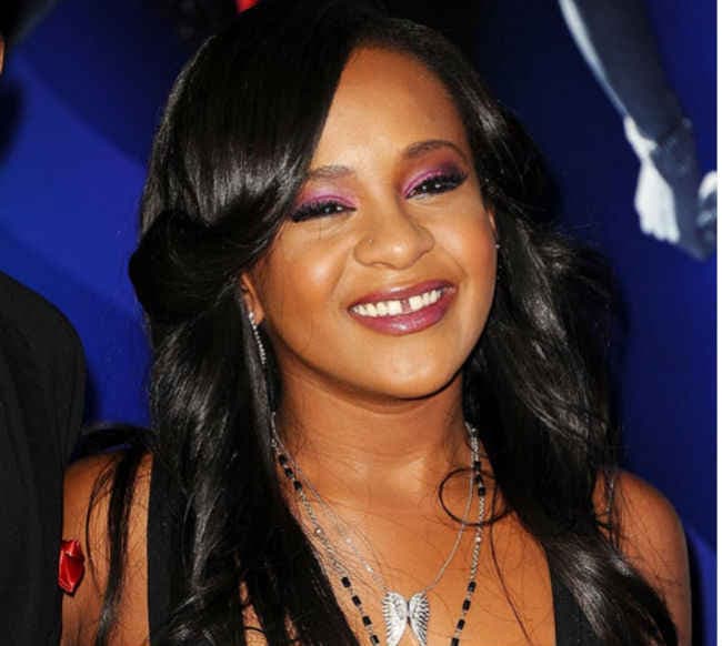 22 वर्ष की उम्र में बॉबी क्रिस्टीना ब्राउन का निधन, हॉलीवुड हस्तियों ने दी श्रद्धांजलि