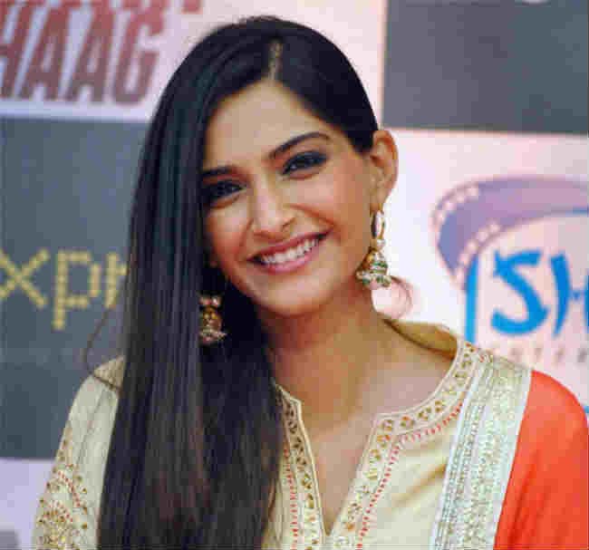 ''खूबसूरत'' सोनम का जलवा,  ट्विटर पर 70 लाख फॉलोअर