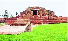 नजर अभी सीटों के बंटवारे पर