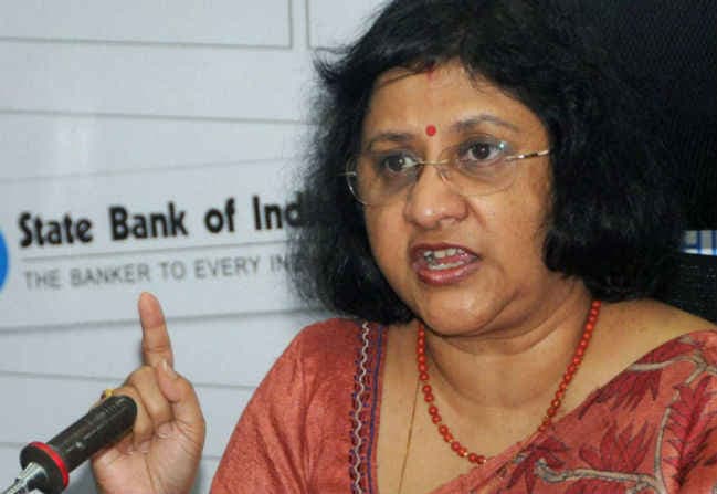 ''निकट भविष्य में ब्‍याज दरें घटाने की संभावना से एसबीआई ने किया इंकार''