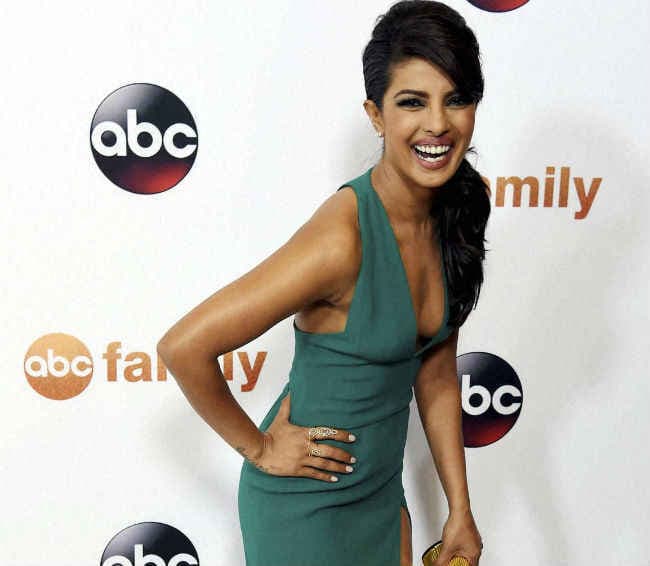 लॉस एंजिलिस में हुई टीसीए बैठक में शामिल हुई प्रियंका चोपडा