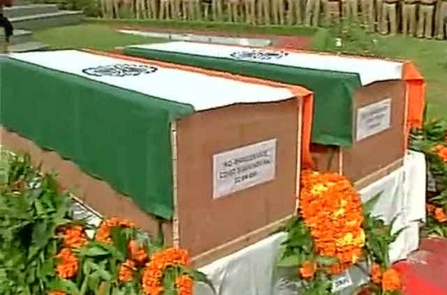 उधमपुर आतंकी हमला : शहीद हुए जवानों को दी गयी श्रद्धांजलि, देश ने कहा ''तुमको न भूल पायेंगे''