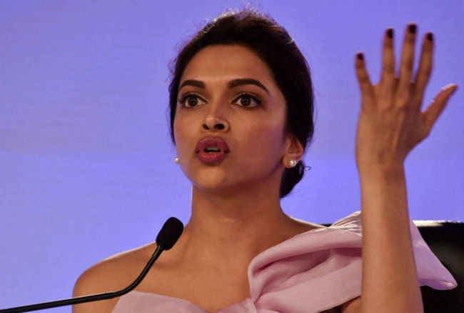 दीपिका ने डिप्रेशन को बताया स्वास्थ्य से जुड़ा एक बड़ा मुद्दा