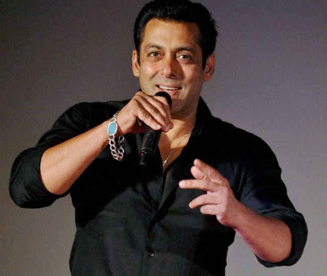 जानिये कौन है ''दबंग'' सलमान के पसंदीदा अभिनेता, VIDEO