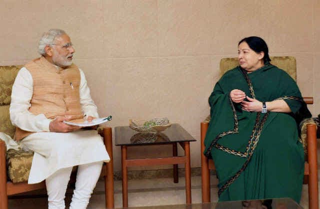 पीएम मोदी ने की जयललिता से मुलाकात, GST पर समर्थन की उम्मीद