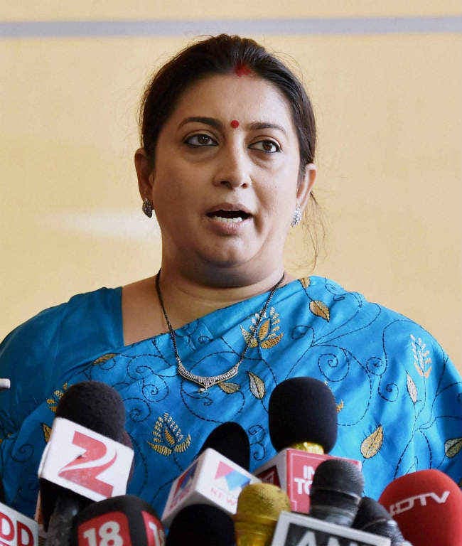 सोनिया ने सुषमा को बताया ''ड्रामेबाजी में माहिर'', ईरानी ने कांग्रेस अध्यक्ष पर किया पलटवार