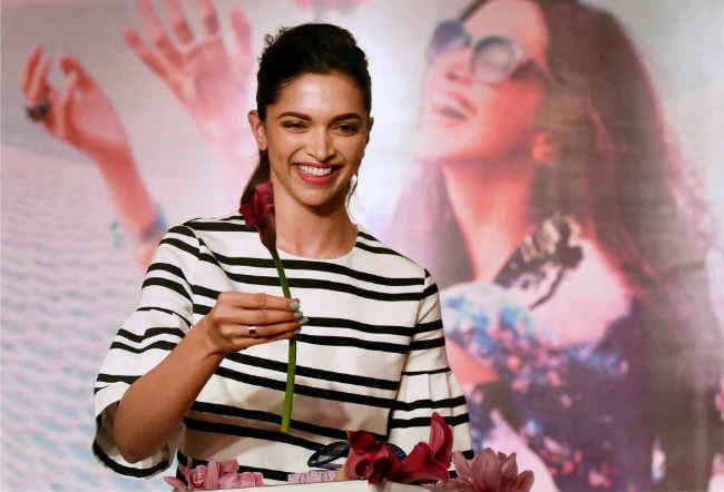 काजोल और ऐश्वर्या की आंखें सबसे खूबसूरत हैं : दीपिका पादुकोण