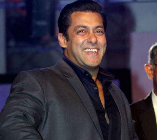 सिर्फ 4 घंटे में सलमान ने गाया ''हीरो'' का टाईटल सॉन्‍ग