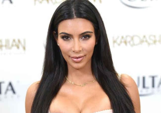 इंस्टाग्राम पर किम करदाशियां के प्रशंसकों की संख्या हुई 4.2 करोड़