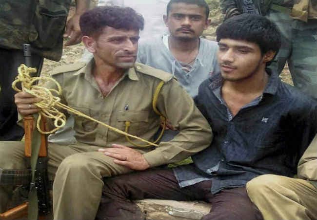 NIA अदालत ने पाकिस्‍तानी आतंकवादी नावेद को 14 दिन की रिमांड पर भेजा