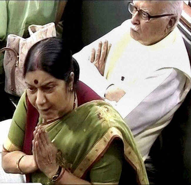 लोकसभा में भावुक हुए लालकृष्ण आडवाणी