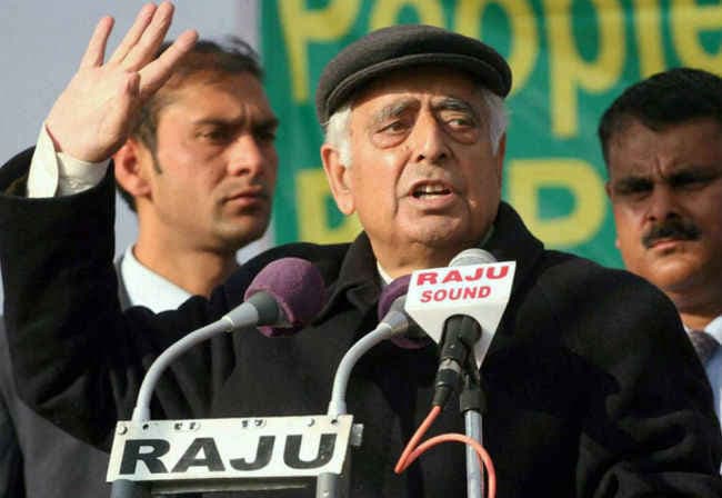 जम्मू कश्मीर का विशेष दर्जा कायम रखा जाना चाहिए : मुफ्ती मोहम्‍मद सईद