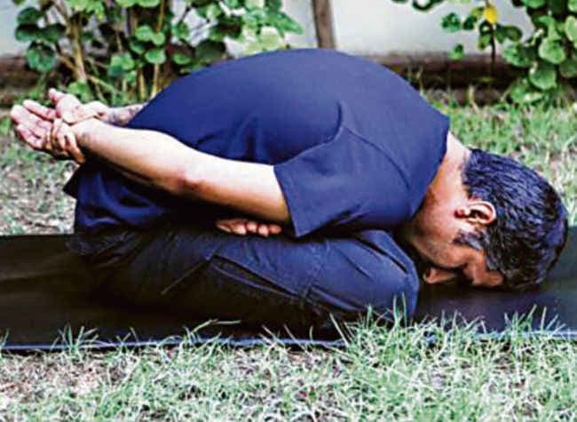 पेट रोगों को दूर करता है योग मुद्रासन