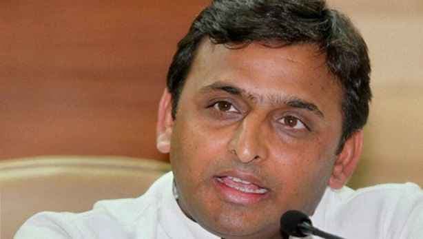 कुछ लोग राजनीति में धर्म को जोड़कर लाभ कमाना चाहते हैं : अखिलेश यादव