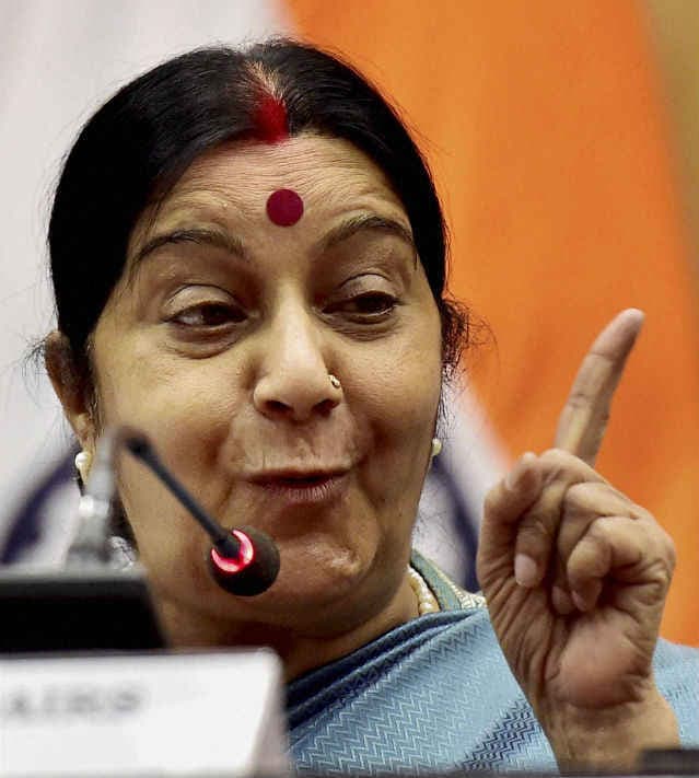 एनएसए स्तर की वार्ता रद्द, पाक ने कहा, भारत नहीं जाएंगे सरताज !