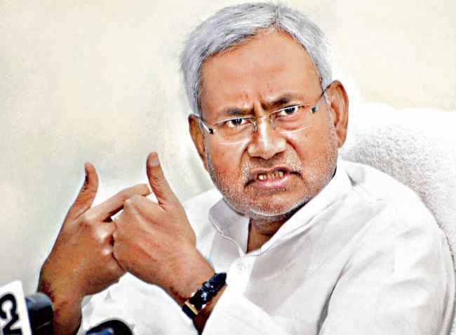 नीतीश कुमार ने कहा, गुजरात में पाटीदार को मिले आरक्षण