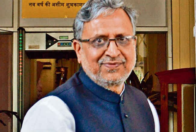 केजरीवाल कांग्रेस व लालू पर नजरिया बताएं : सुशील मोदी