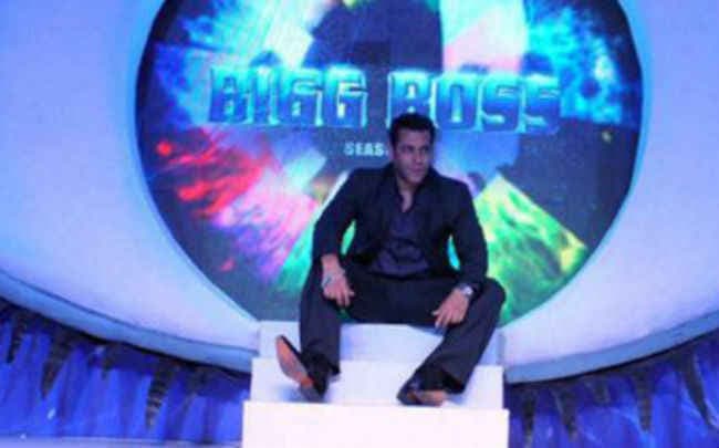 तो क्‍या डबल फीस लेकर ''बिग बॉस 9'' को होस्‍ट करेंगे सलमान ? देखें वीडियो