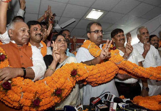 JDU-RJD के 3 विधायक BJP में शामिल