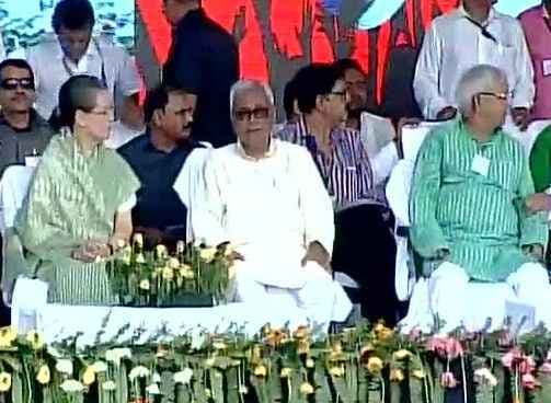 सोनिया ने साधा मोदी सरकार पर निशाना कहा, स्वाभिमान की लड़ाई को धार देेने आयी हूं