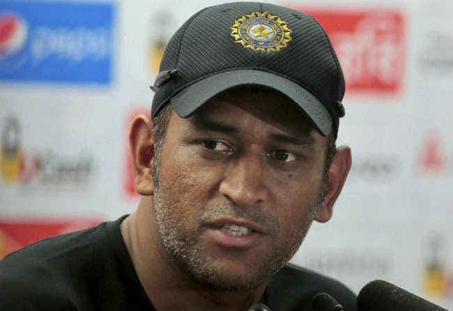 महेंद्र सिंह धौनी ने सचिन को बताया अपना भगवान