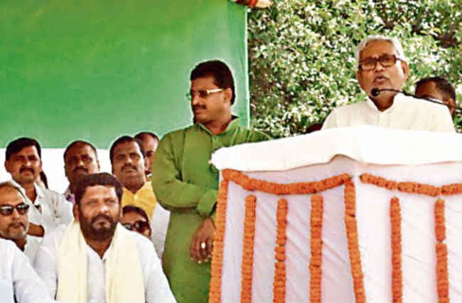 PM ने अपना एक वादा भी नहीं किया पूरा, 15 माह का दें हिसाब: नीतीश