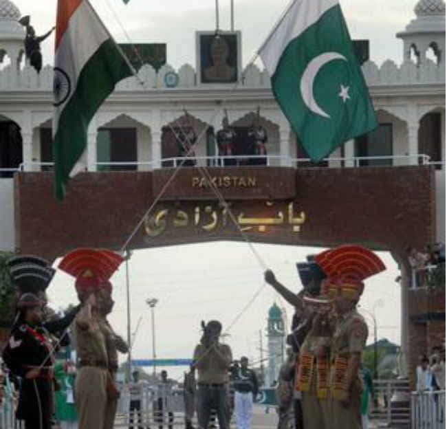 BSF के साथ वार्ता के लिए आज आयेंगे पाक रेंजर्स के अधिकारी, साथ नहीं आयेंगी पत्नियां