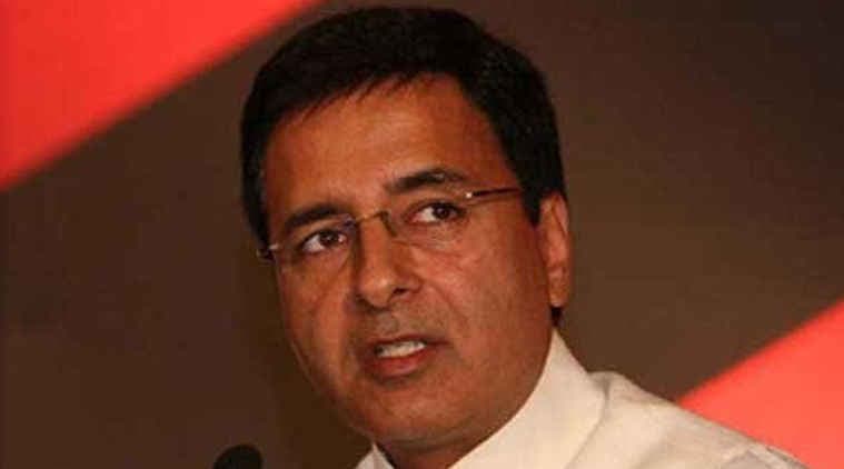 नरेंद्र मोदी ने कांग्रेस को बताया हवालाबाज, कांग्रेस बोली मोदी सरकार हवाबाज भी, दगाबाज भी