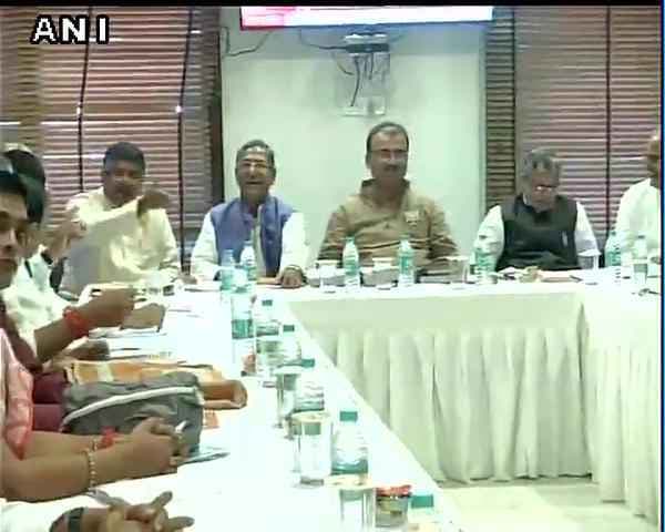 बिहार विस चुनाव : BJP बिहार चुनाव कमेटी की बैठक जारी