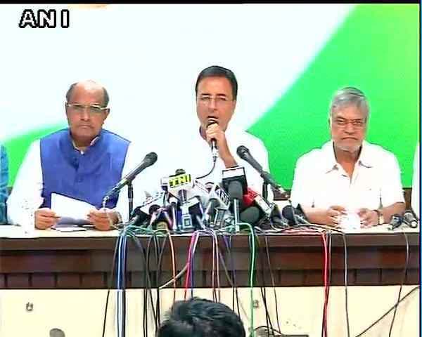 जदयू-राजद-कांग्रेस के नेताओं ने विकास एक्सप्रेस ट्रेन पर उठाया सवाल, चुनाव आयोग से की शिकायत