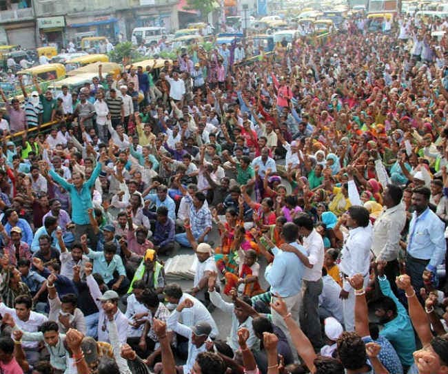 गुजरात के पटेल आरक्षण आंदोलन की आंच मध्यप्रदेश पहुंची