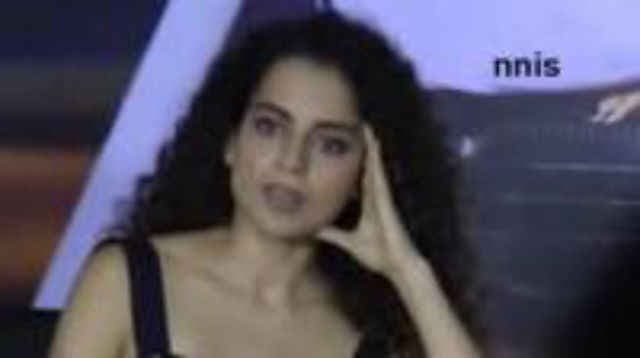 जानिए, कंगना क्यों हैं फेसबुक और ट्विटर से गायब