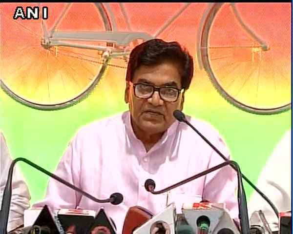 मुलायम का फैसला : देवेंद्र यादव करेंगे बिहार चुनाव में तीसरे मोर्चे का नेतृत्‍व