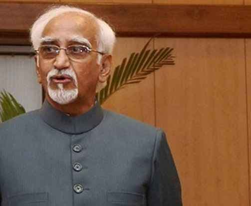 लाओस नेतृत्व से अंसारी ने की वार्ता, हवाई सेवा समेत दो समझौते