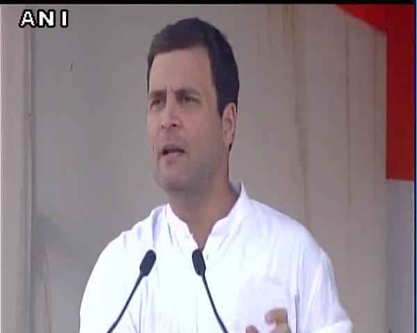 राहुल गांधी का प्रधानमंत्री नरेंद्र मोदी पर हमला, ''मेक इन इंडिया'' को बताया ''टेक इन इंडिया''