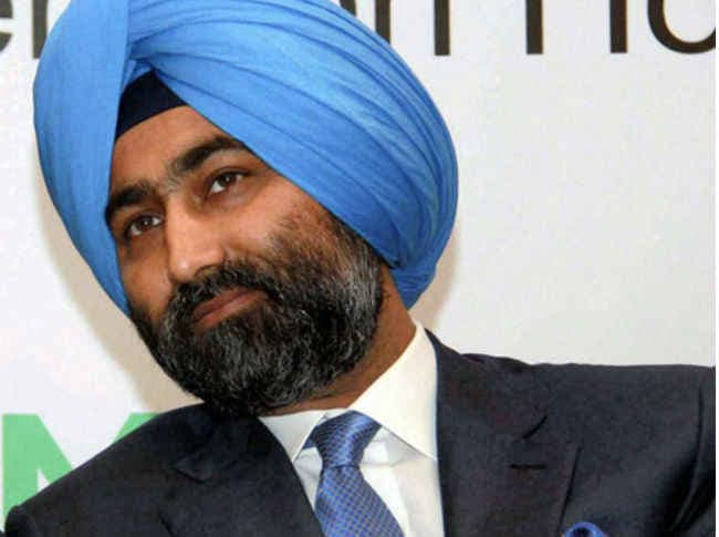 फोर्टिस के शिविंदर सिंह ने छोड़े सभी पद, राधा स्वामी सत्संग से जुडेंगे