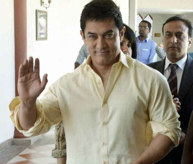 आमिर खान ने दंगल के लिए बढ़ाया वजन, देखें वीडियो